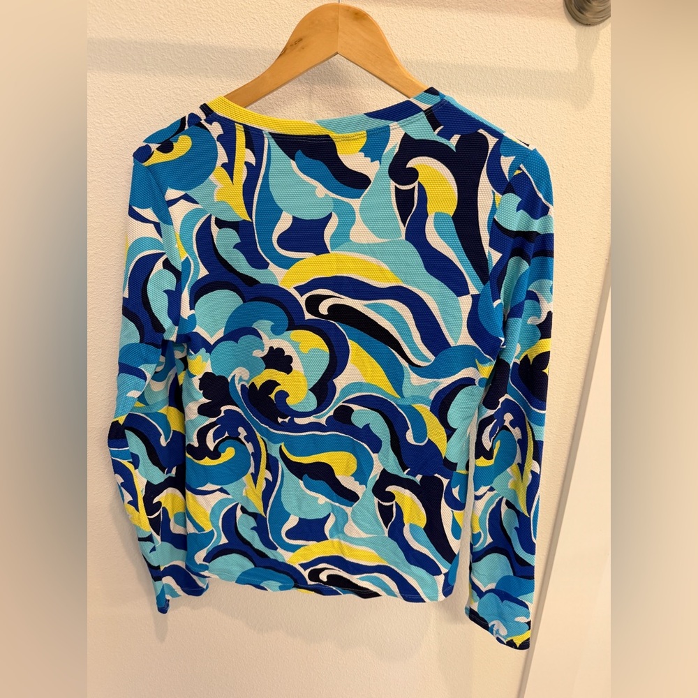 NWOT - Tommy Bahama Rash Guard, Blue Patterned, Large. - Picture 6 of 11